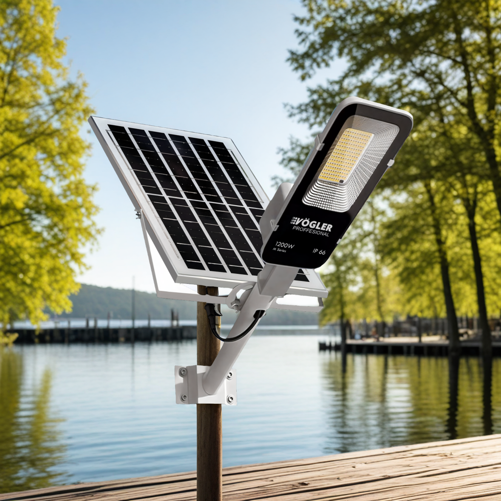 Lampă solară puternică, senzor crepuscular, telecomandă, Vögler Professional 1200W