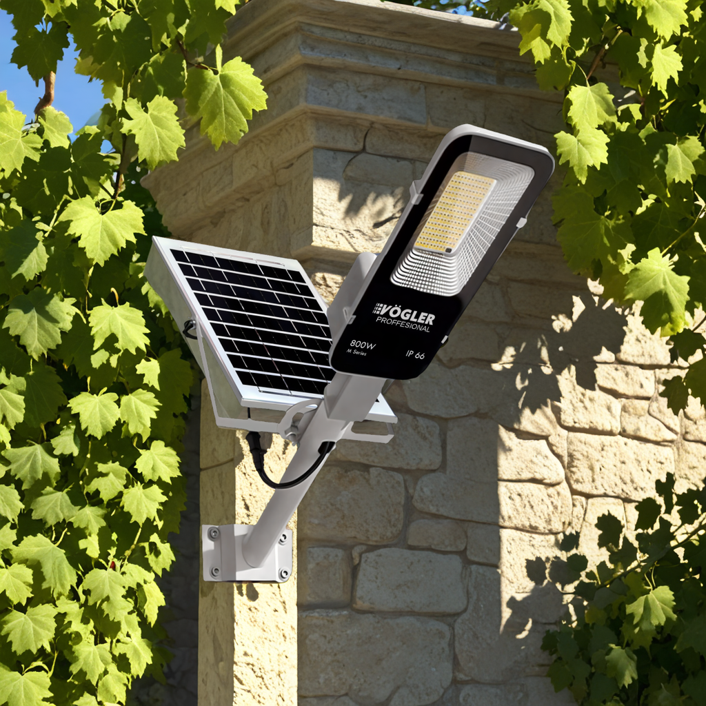 Lampă solară puternică, senzor crepuscular, telecomandă, Vögler Professional 800W
