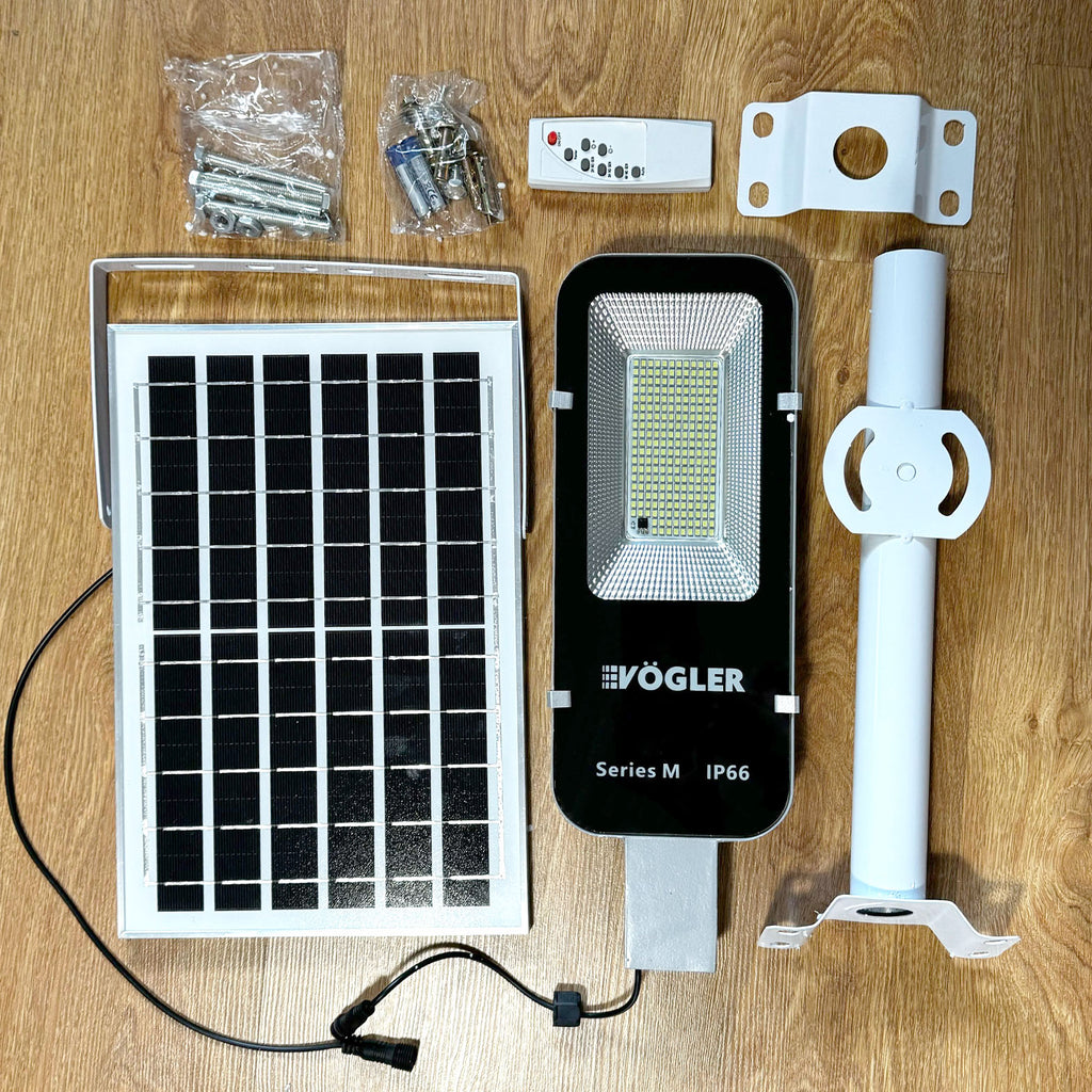 Lampă solară puternică, senzor crepuscular, telecomandă, Vögler Series M 2000W